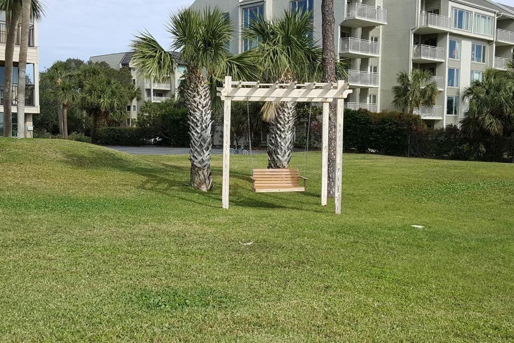 Seaforever-King Bed, Ocean Views With Beach Bikes Île de Hilton-Head Extérieur photo